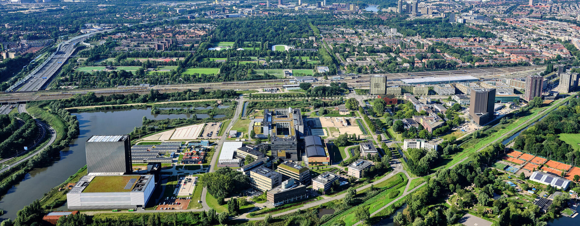 Luchtfoto Amsterdam Science Park 2020